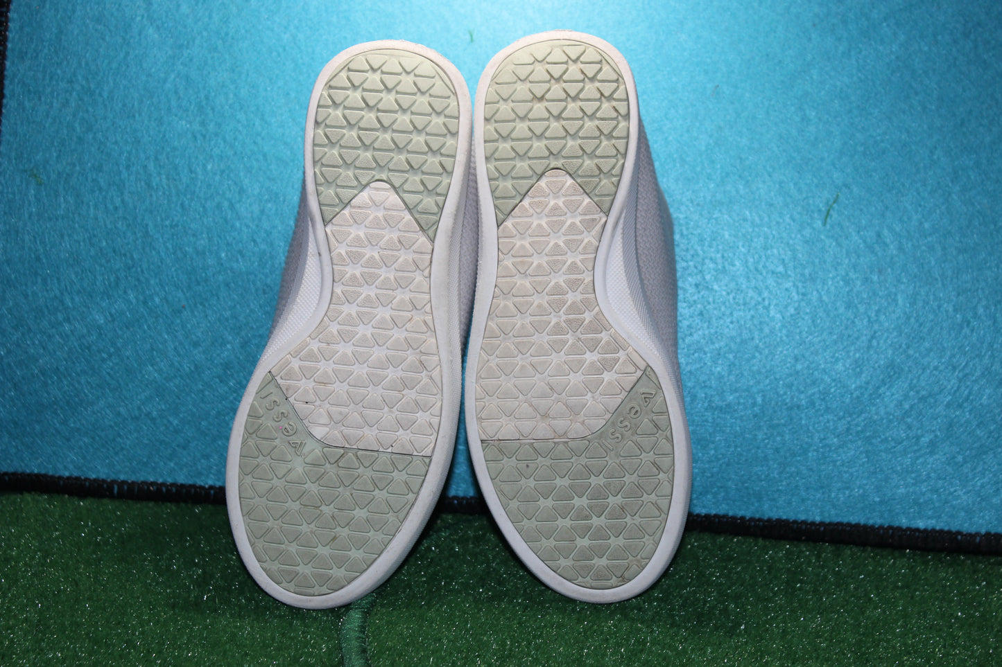 Vessi Original Trainer | Size 41.0 | Preloved