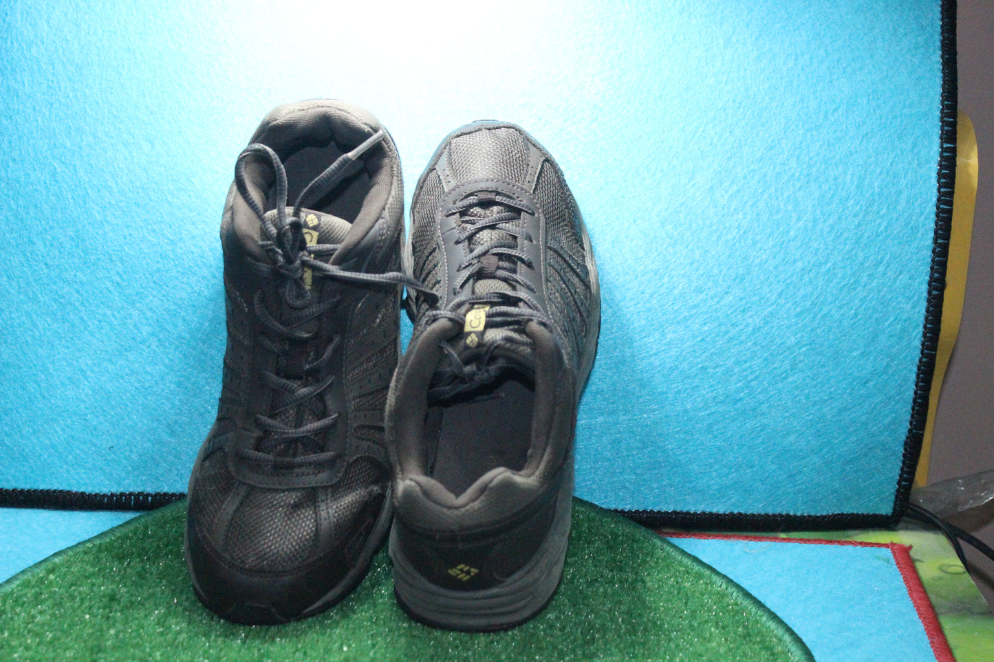 Columbia Hiking | Size 45.5 | Preloved