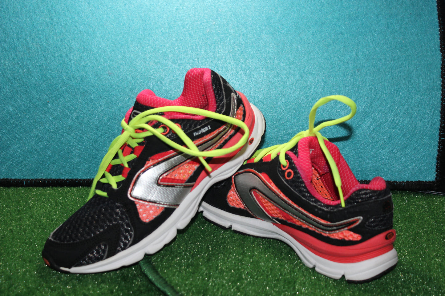 Kalenji Ekiden Original Trainer | Size 39.0 | Preloved